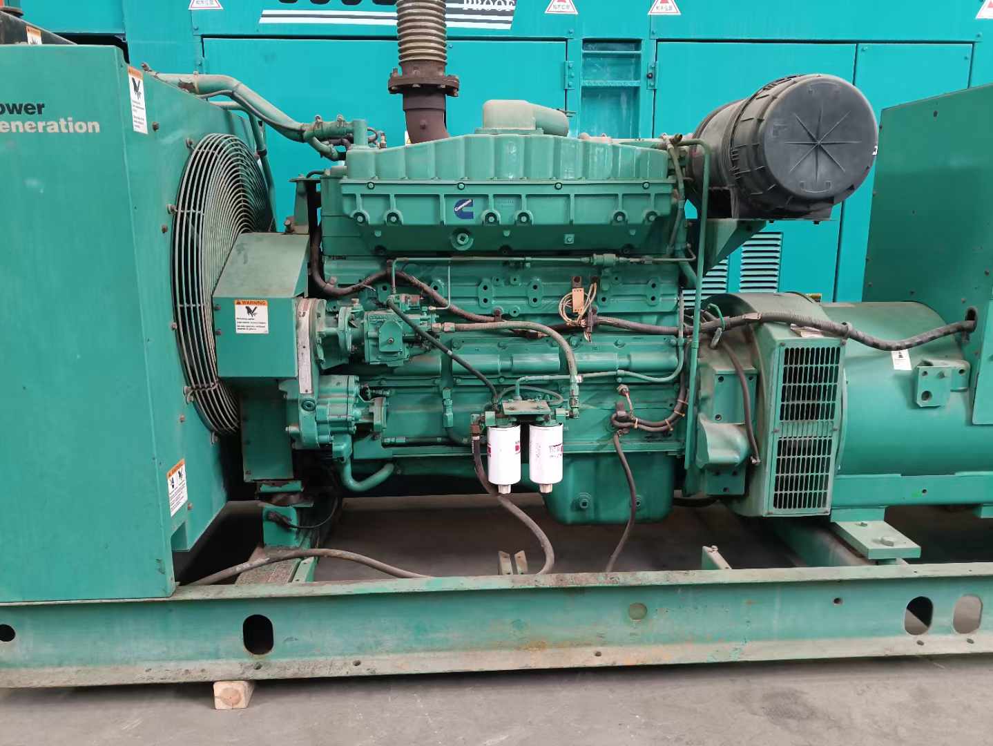 眉山过载会对 600kW 柴油发电机组造成哪些损害？